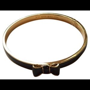 Kate spade black bow bracelet with bag